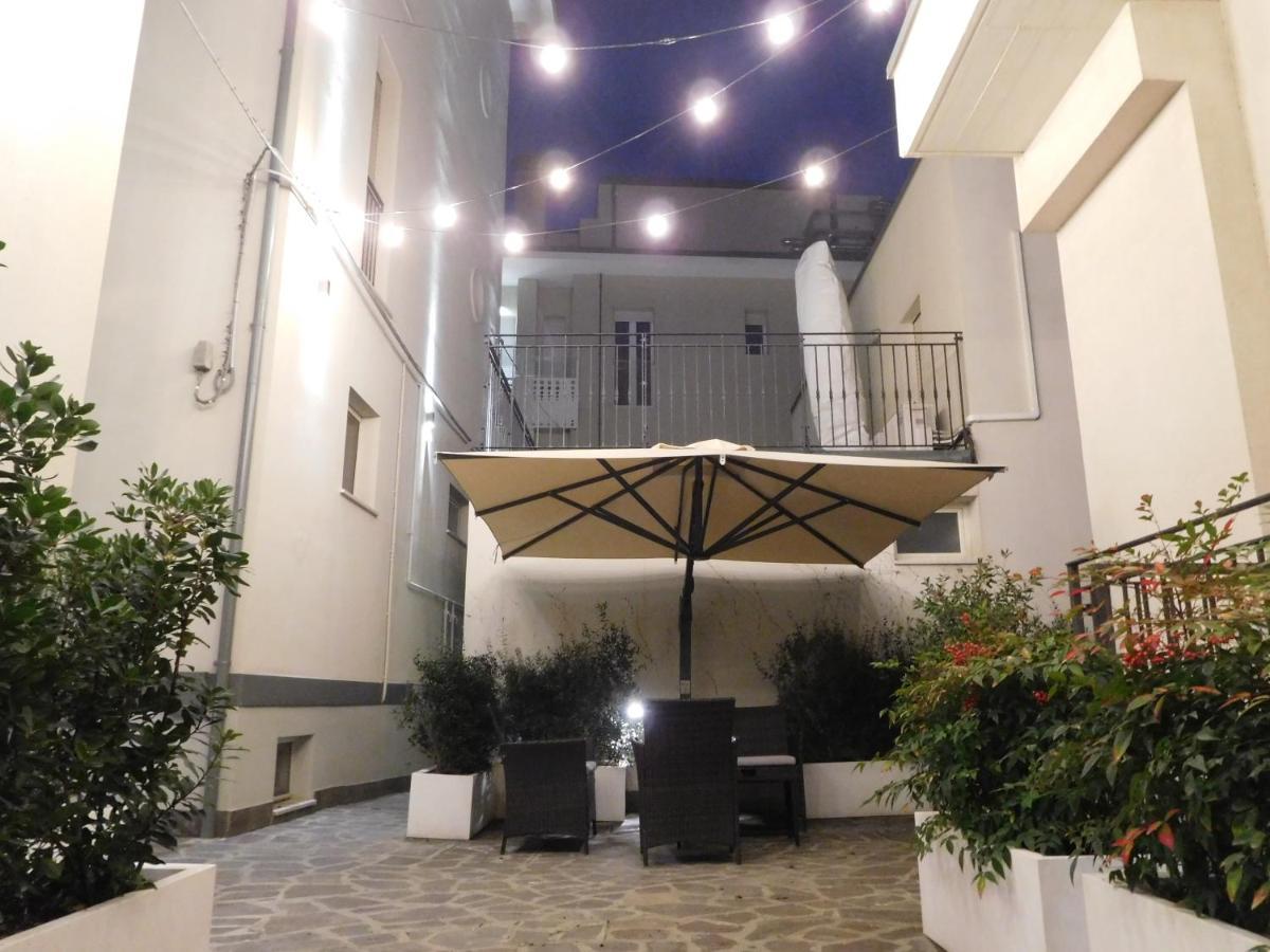 Gabbiano Apartments Rímini Exterior foto